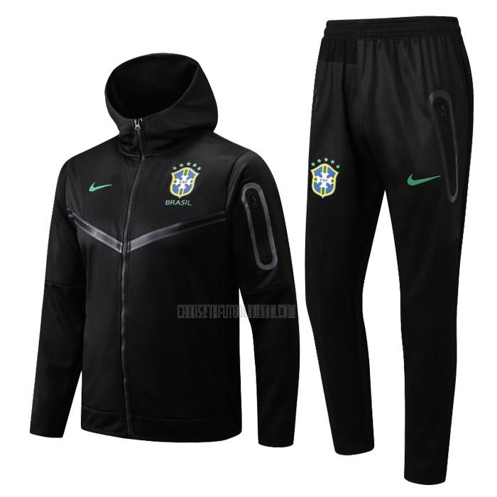 chaqueta con capucha brasil 22125a1 negro 2022-2023